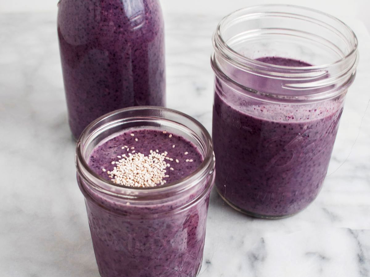 Maple, Blueberry and Almond Butter Smoothie | Kids | Maple from Canada